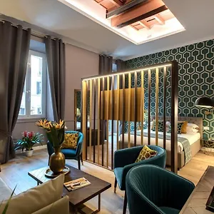 Hotel Tree Charme Parliament Boutique
