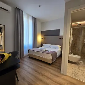 Porta Pia Otel