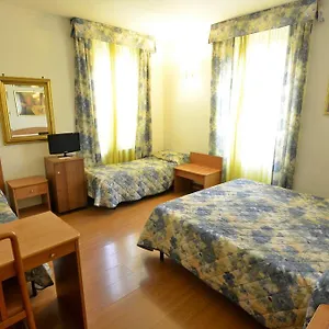 Hotel Tirreno, Rome