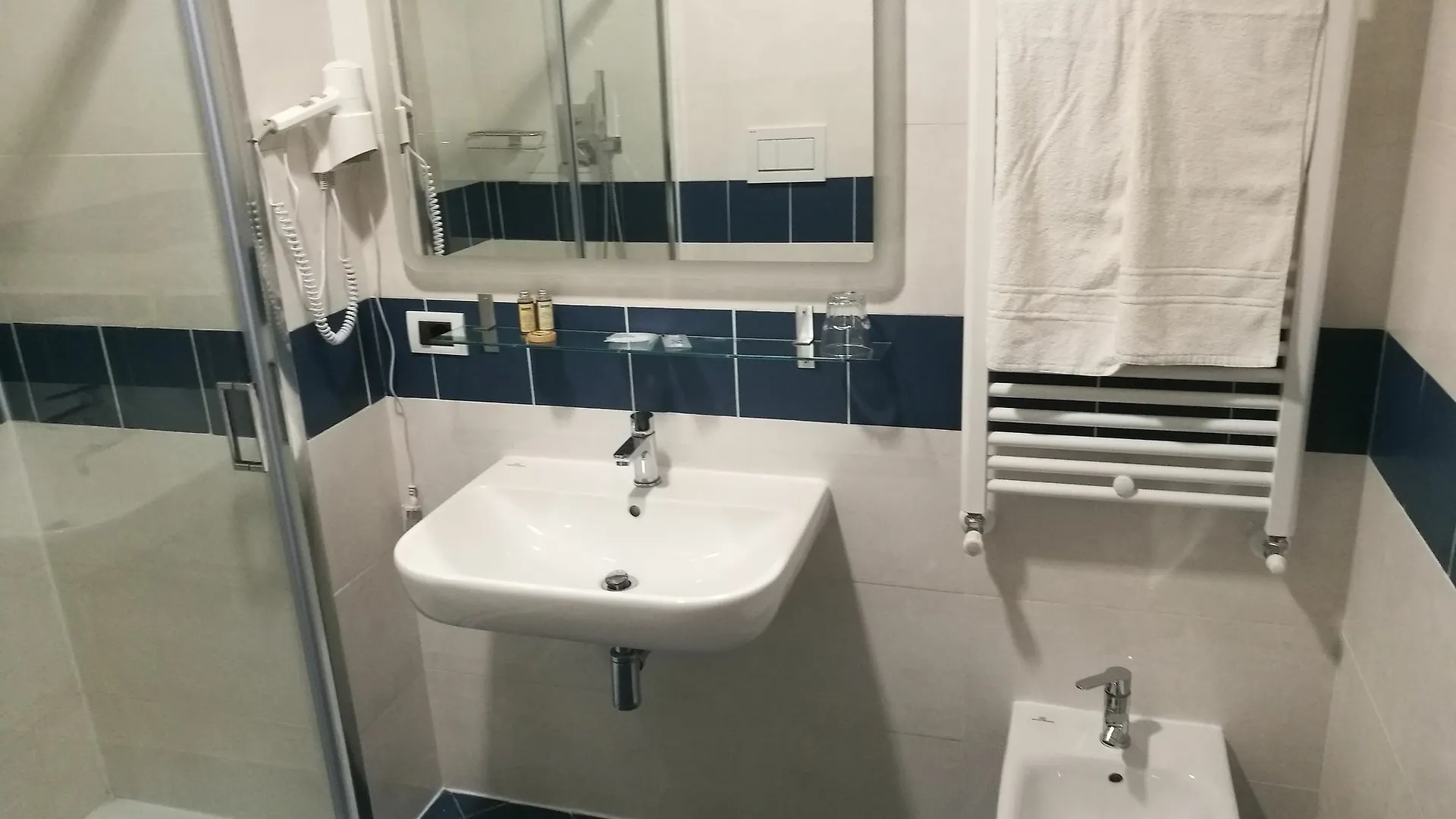 Al Trenino Accomodation Roma Hotel