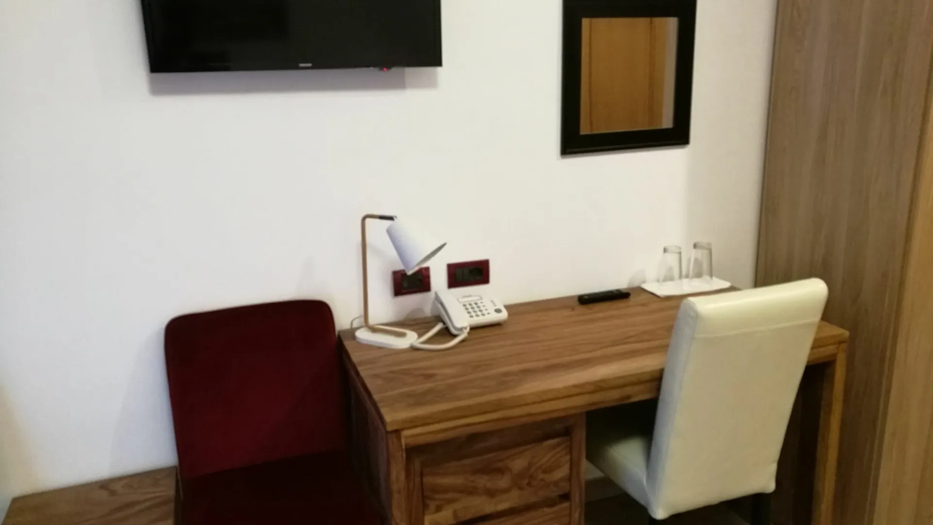 Al Trenino Accomodation Roma Hotel
